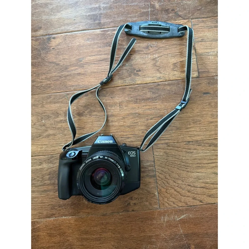 Canon EOS 650 35mm SLR Film Camera with EF 35-70mm f/3.5-4.5 Lens & Date Back